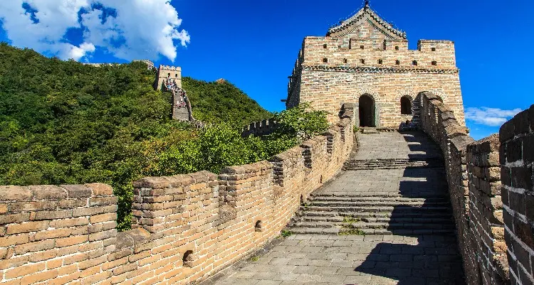 hike on Mutianyu Great Wall