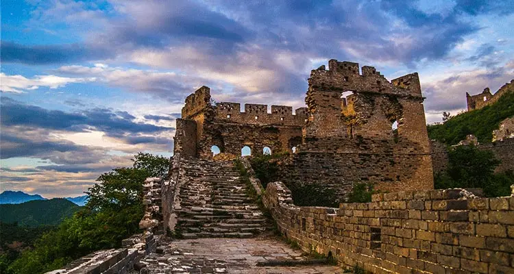 the waild section of Jinshanling Great Wall