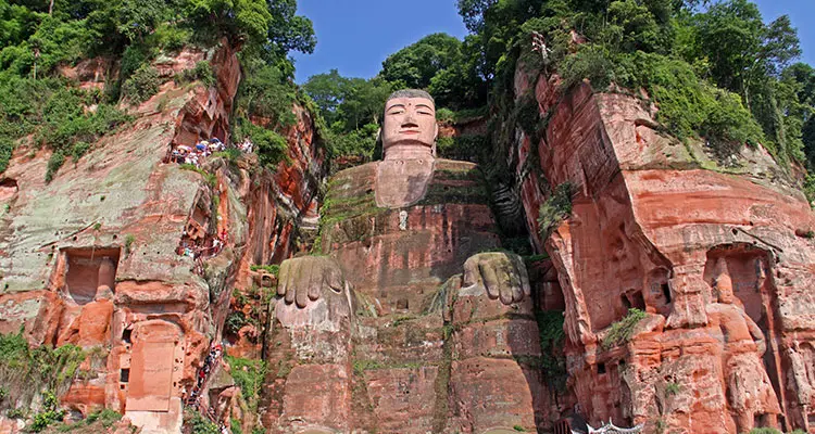 the Giant Buddha 
