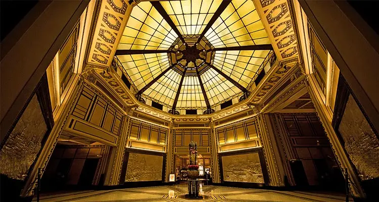 Fairmont Peace Hotel