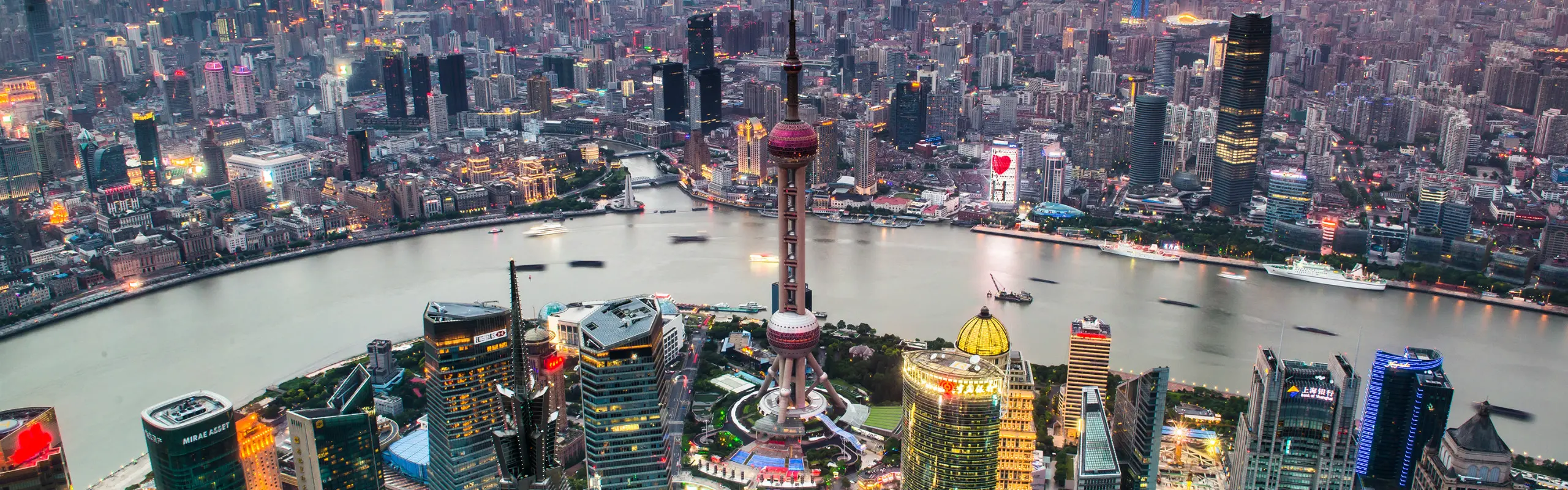 2-Day Shanghai and Zhujiajiao Water Town Tour