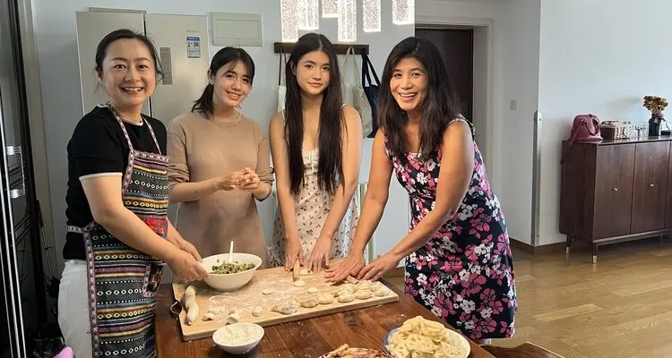 Learn to cook at local's house