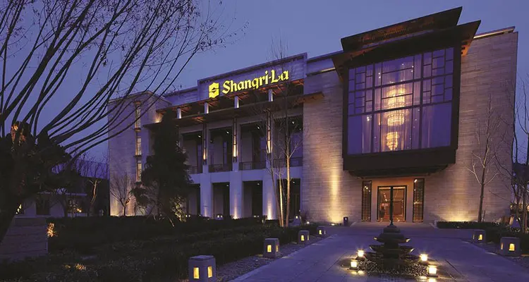 lhasa shangri-la hotel