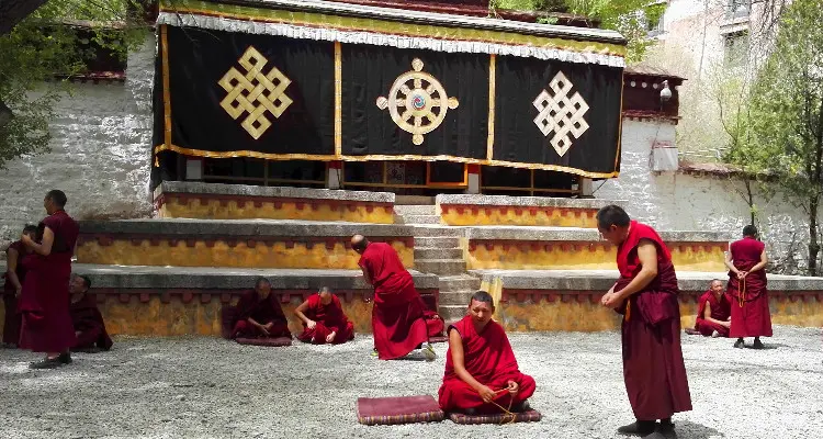 monks in Sera Monastery