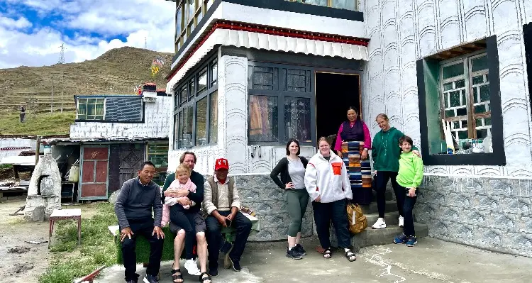 visit a Tibetan family