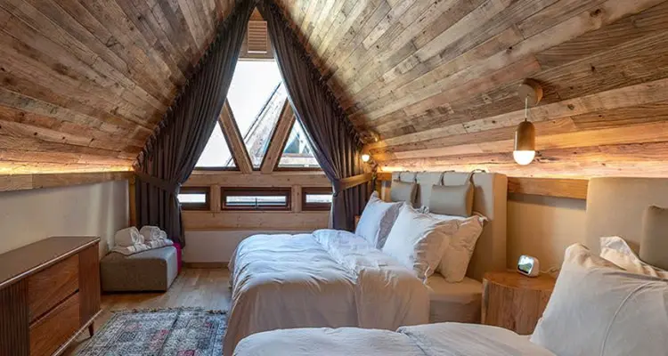 Caravan on the lake bank