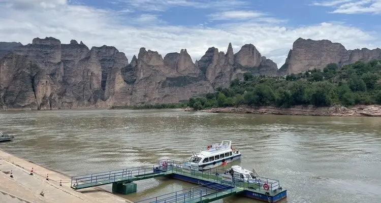 Bingling Temple Grottoes