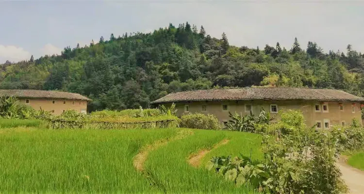the tulou in Mulan's movie