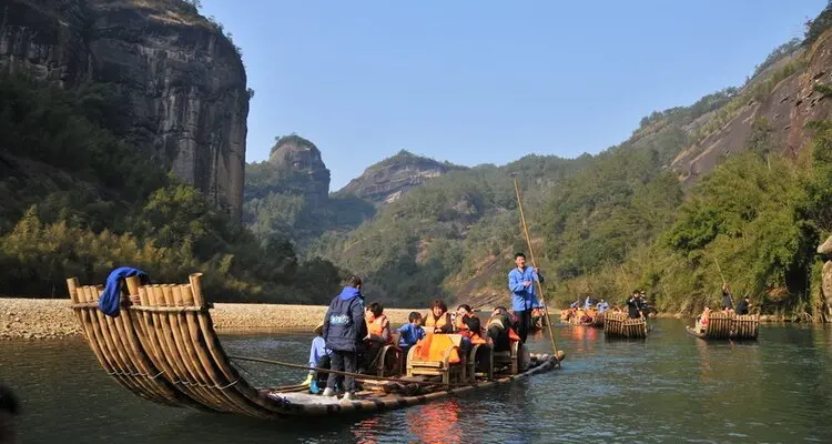 bamboo rafting 