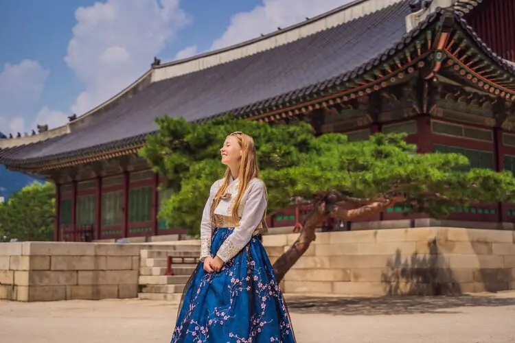 traveler wearing Hanbok