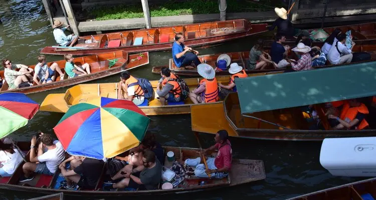 cai rang loating market in Can Tho