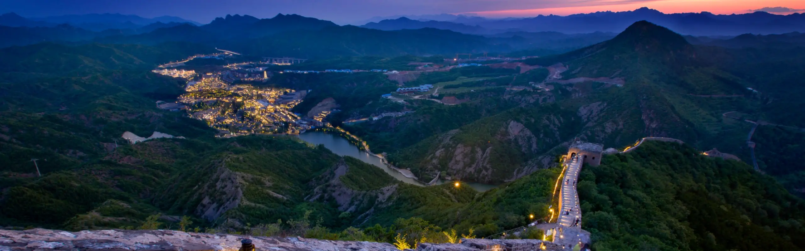 2-Day Great Wall Mutianyu-Simatai Day-Night Tour