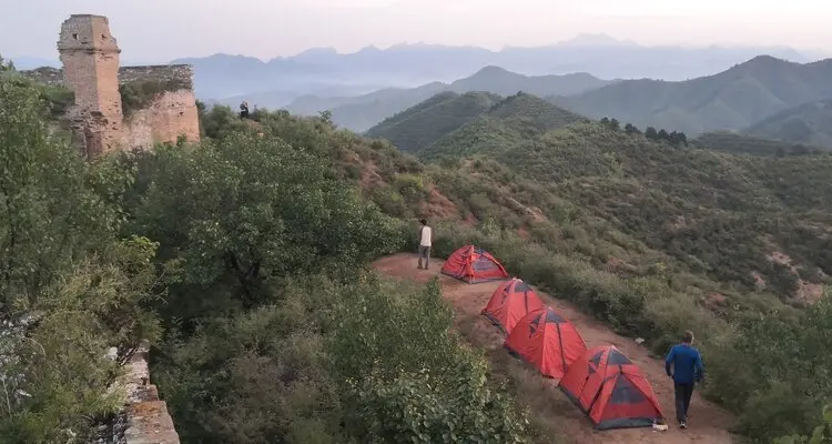 camp on the Great Wall